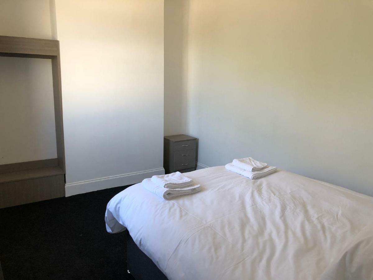 Glasgow Airport Holiday Home Paisley Exteriör bild