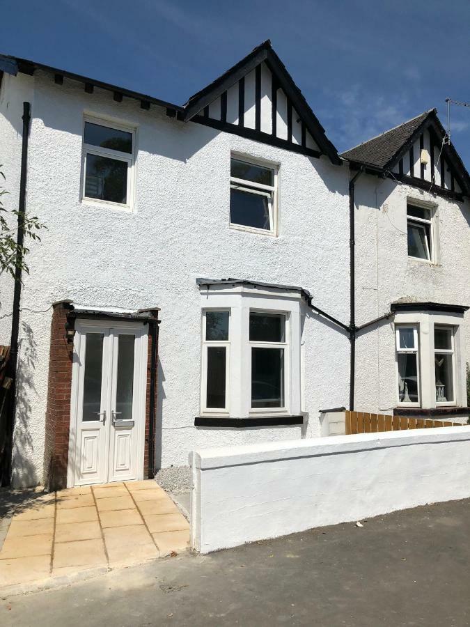 Glasgow Airport Holiday Home Paisley Exteriör bild