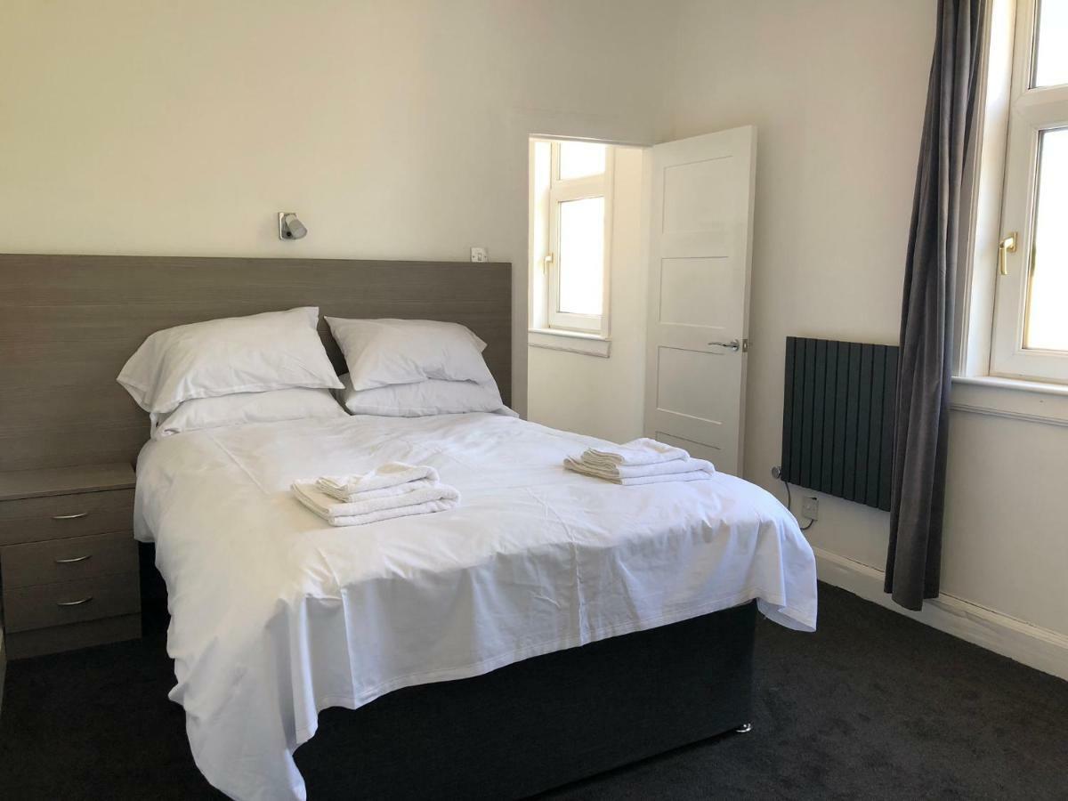 Glasgow Airport Holiday Home Paisley Exteriör bild